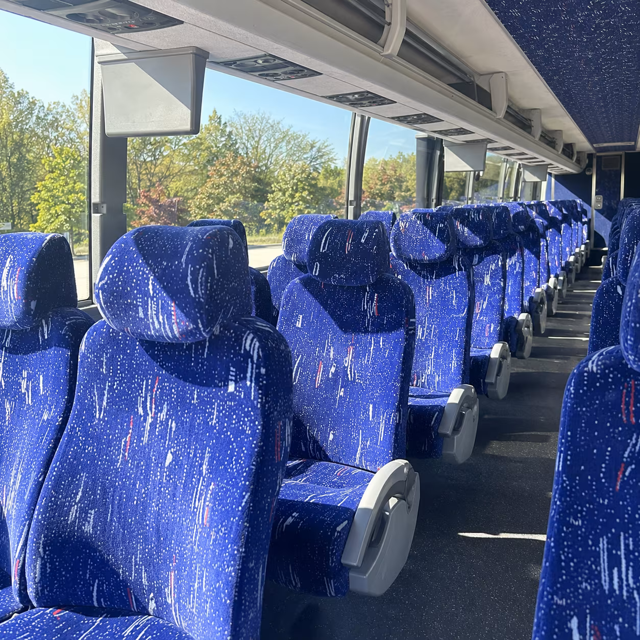 charter bus shuttle service to newark liberty international airport ewr
